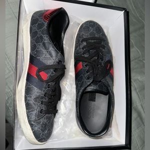 Authentic Gucci men shoes